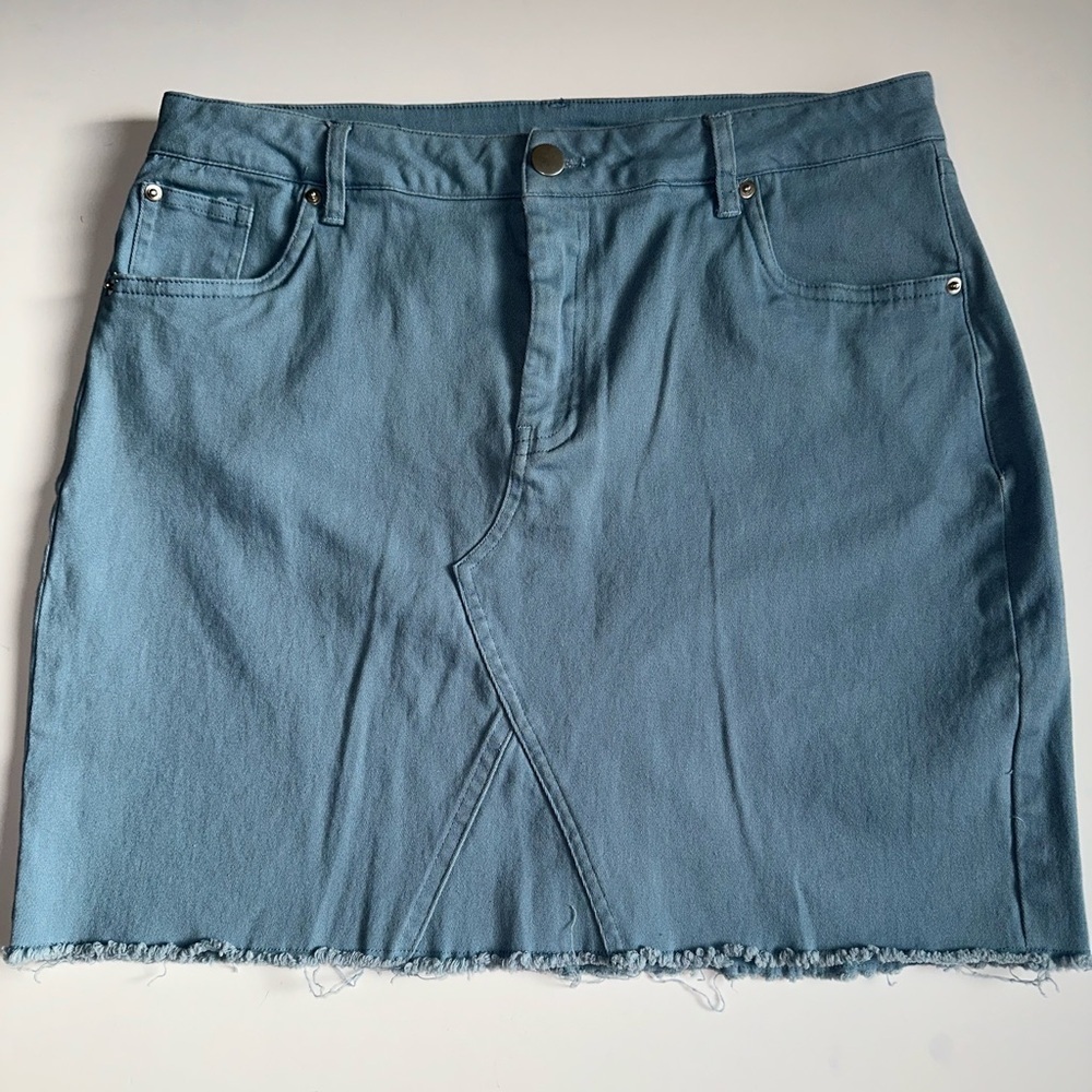 Charlotte Russe Women’s Denim Look Mini Skirt Size M Faux Denim Y2K